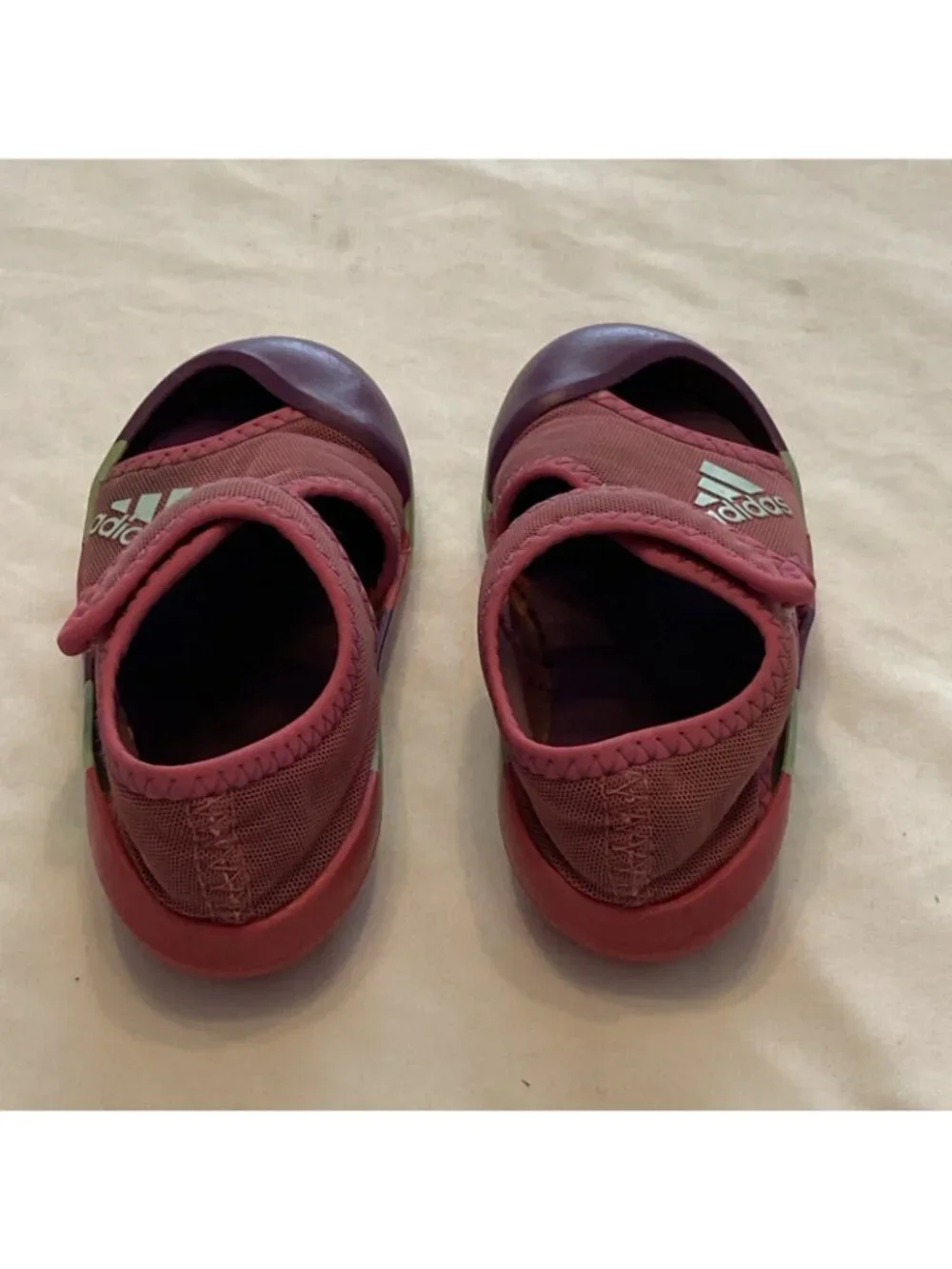 Adidas AltaVenture I kids swim sandals Size 6k Girls